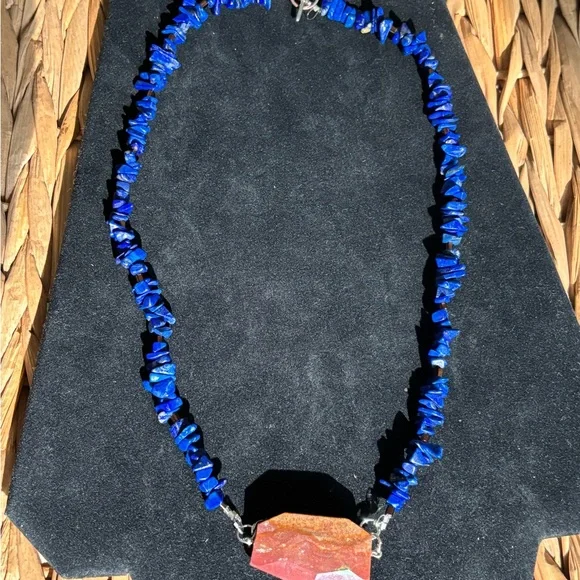 Waves meets Rock Handmade sodalite and red jasper beaded necklace - Picture 2 of 8